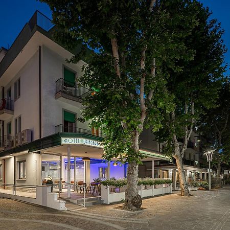 Hotel Niagara Беллария-Иджеа-Марина Экстерьер фото