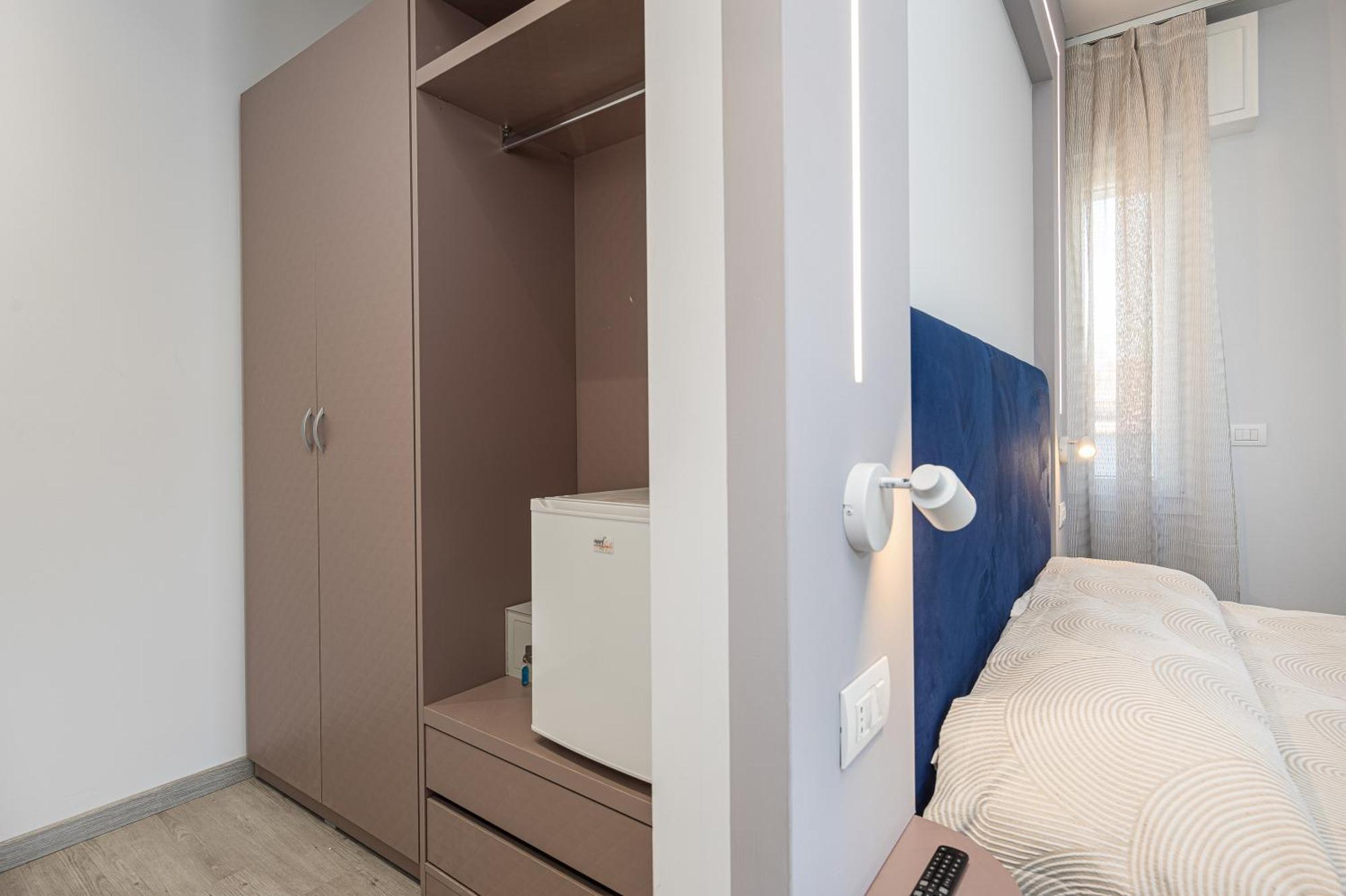 Hotel Niagara Беллария-Иджеа-Марина Экстерьер фото